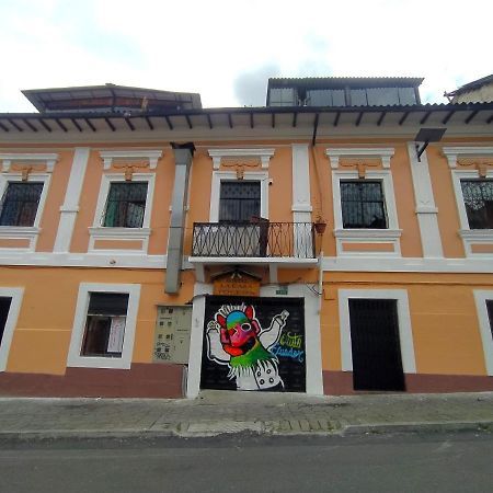 Hostal La Casa Tolena Quito - Ecuador Hotel Bagian luar foto