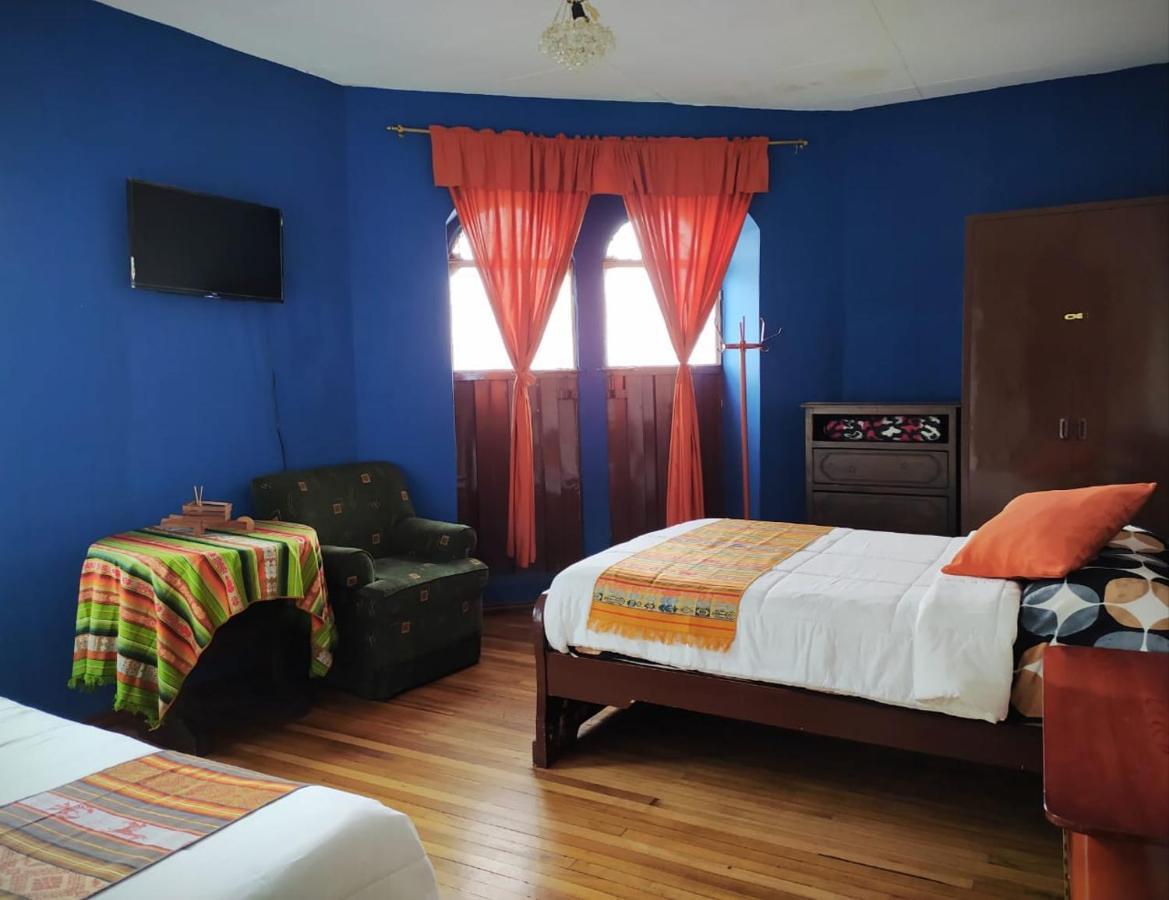 Hostal La Casa Tolena Quito - Ecuador Hotel Bagian luar foto