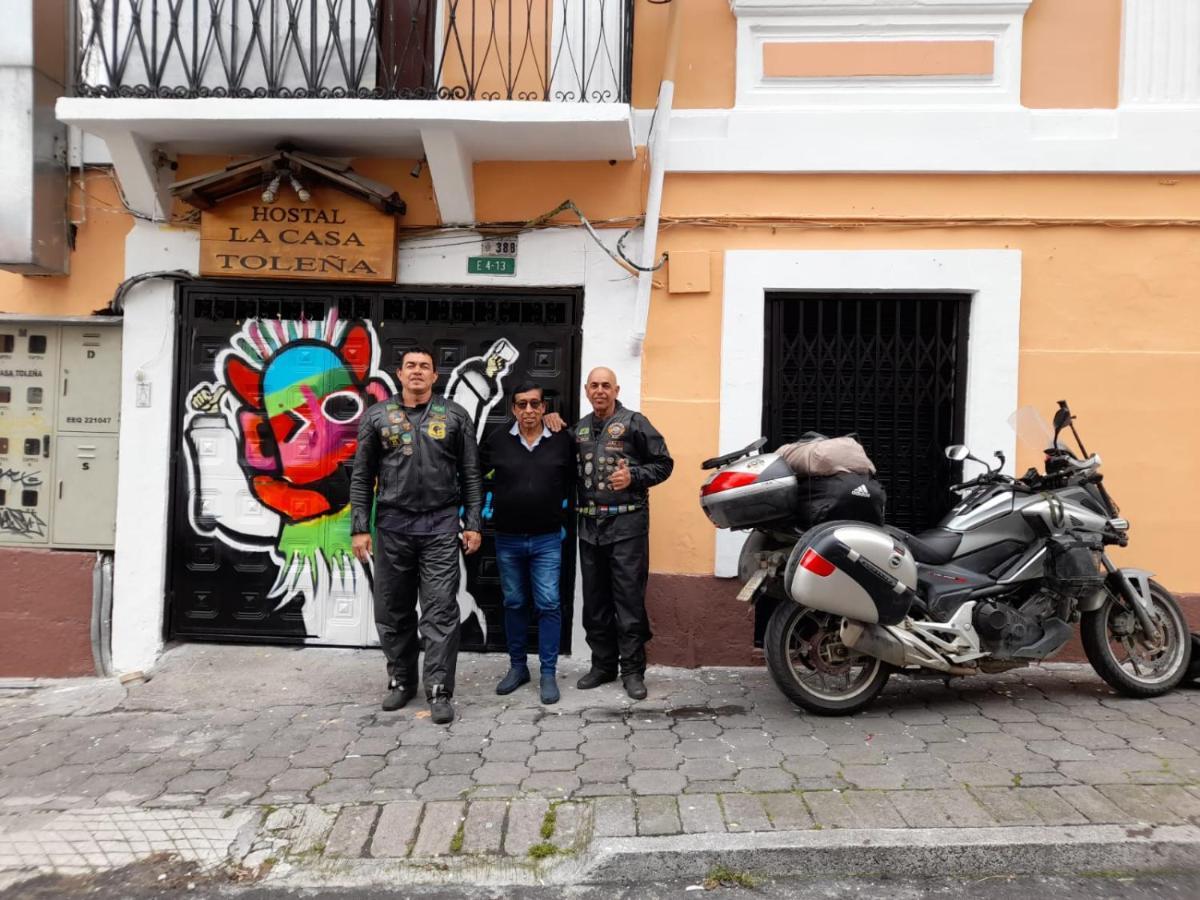 Hostal La Casa Tolena Quito - Ecuador Hotel Bagian luar foto